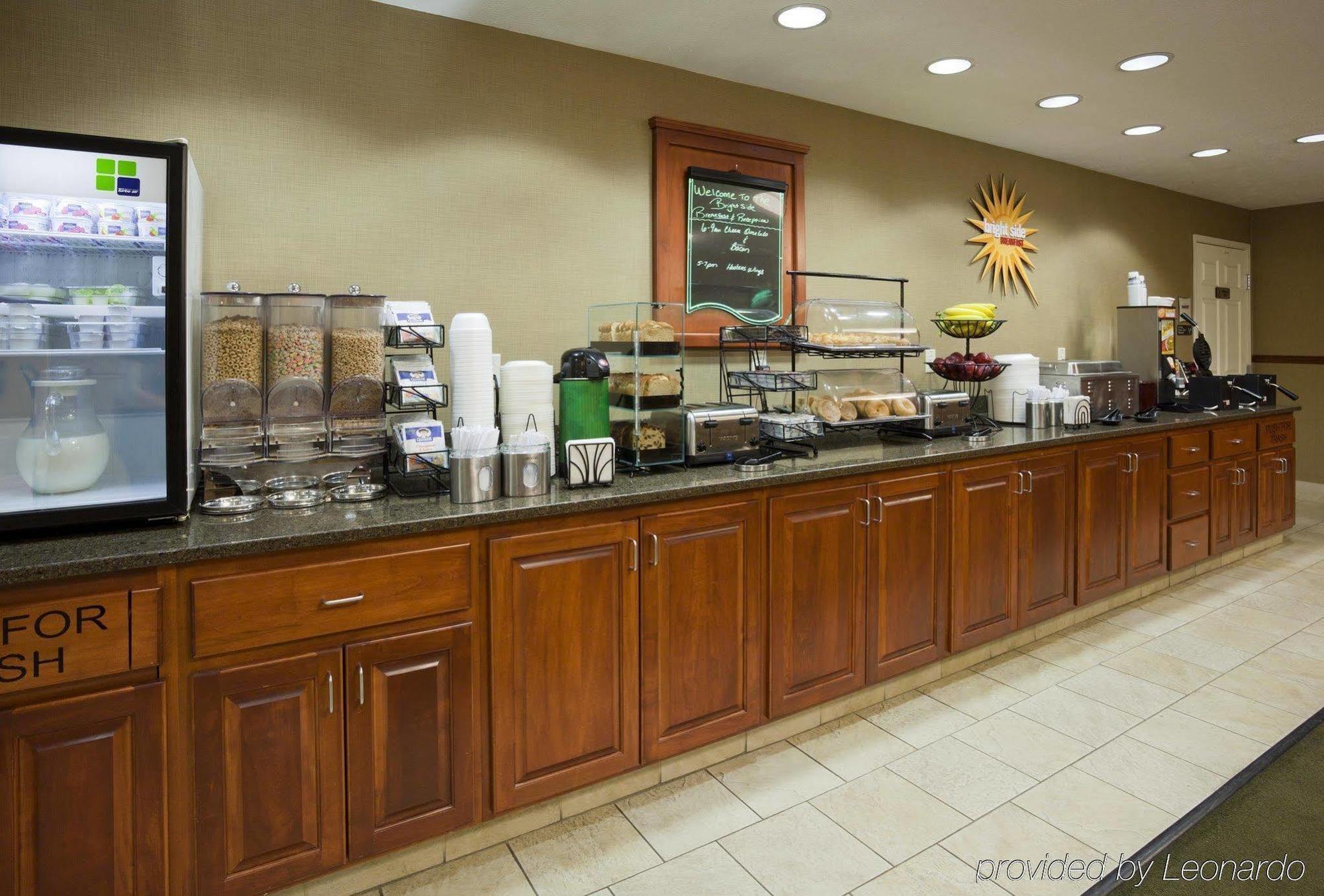 Отель La Quinta By Wyndham Fargo-Medical Center Экстерьер фото