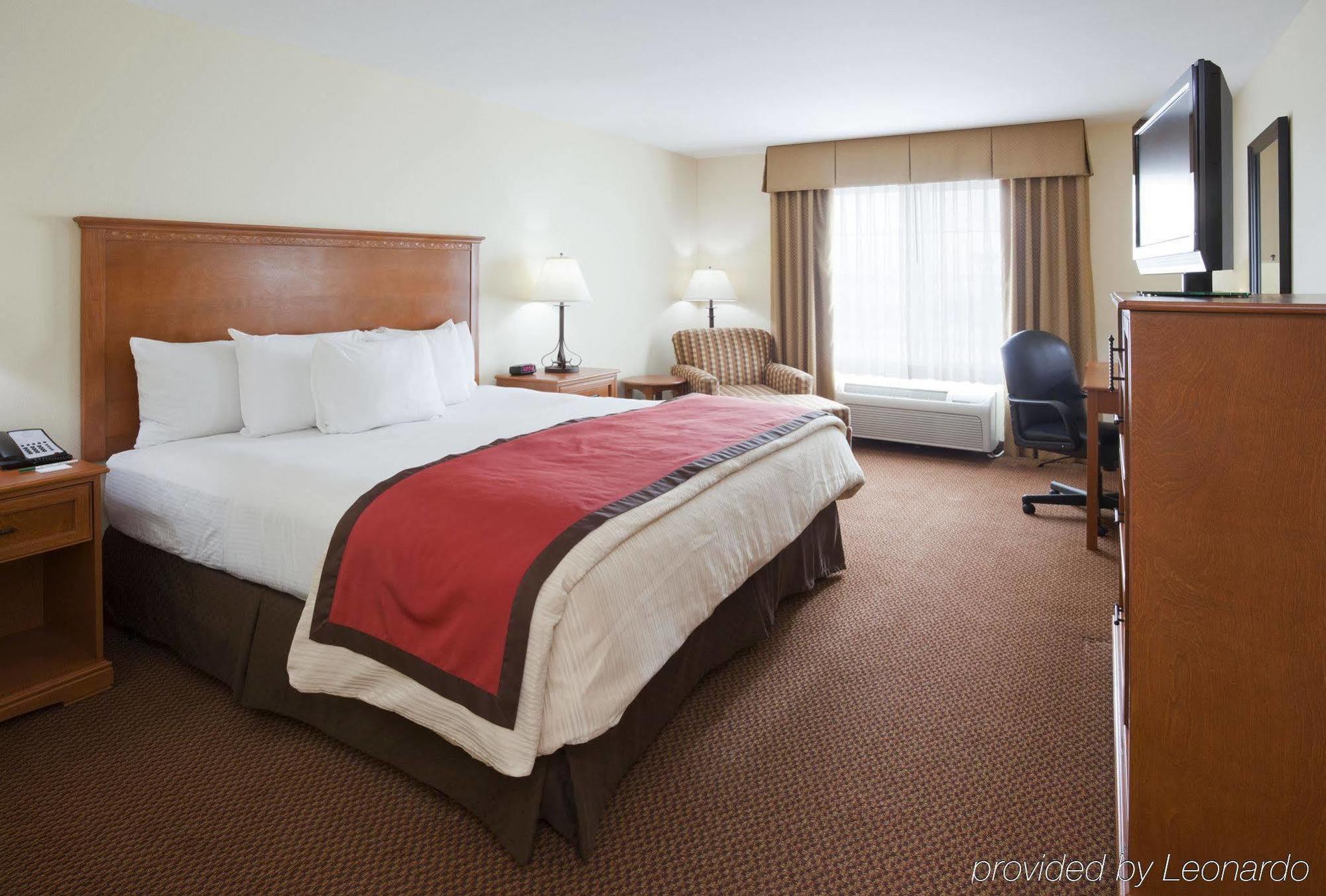 Отель La Quinta By Wyndham Fargo-Medical Center Номер фото